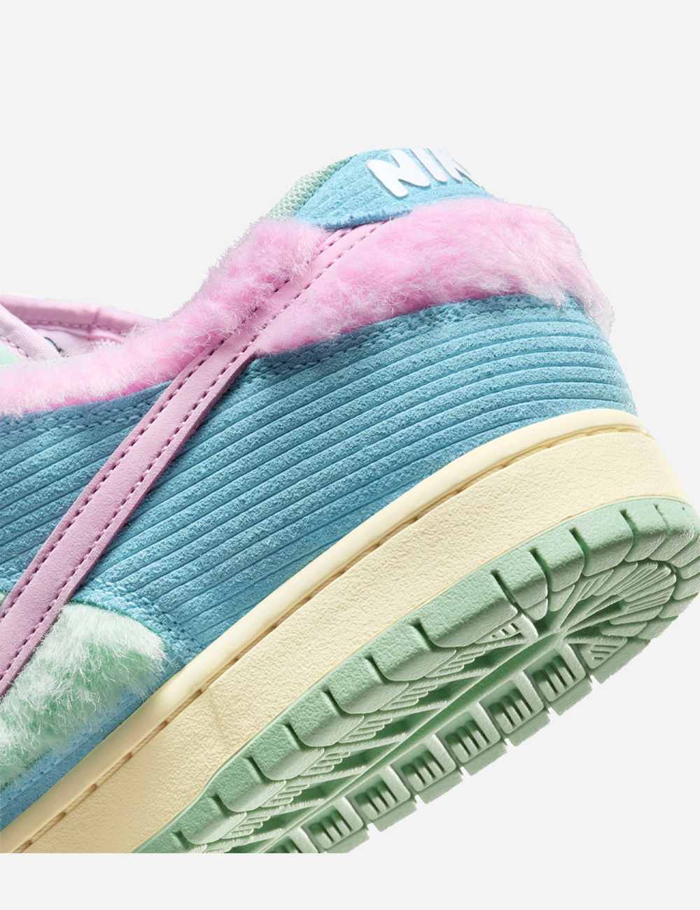 Nike SB Dunk Low Verdy Visty (FN6040-400