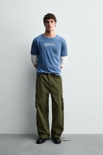 ZARA ФУТБОЛКА ИЗ ТКАНИ С ЭФФЕКТОМ ПОТЕРТОСТИ С НАДПИСЬЮ, НЕБЕСНО-ГОЛУБОЙ