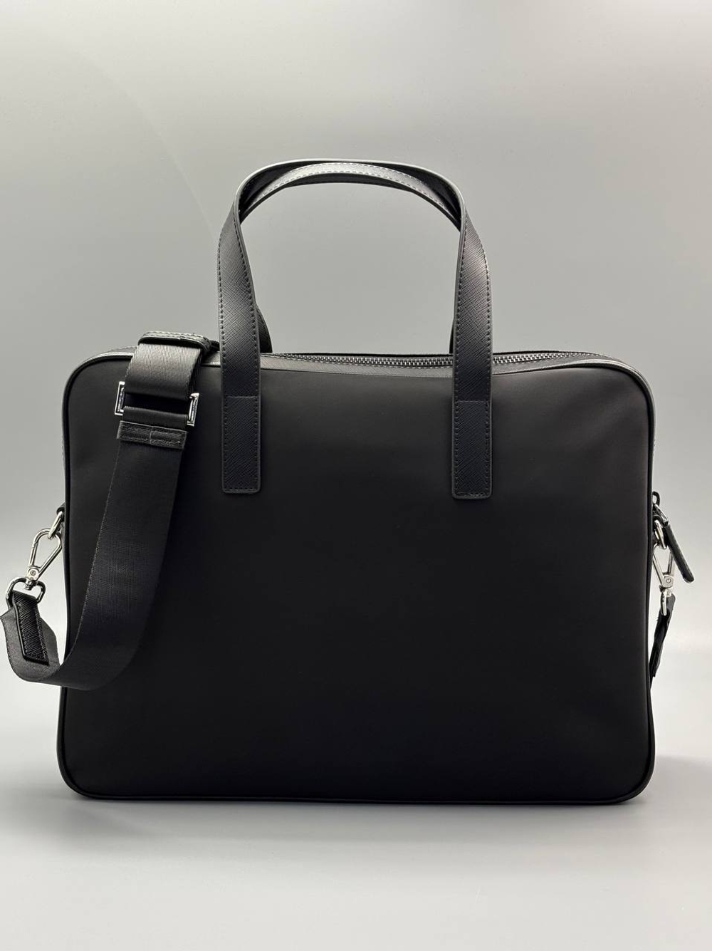 Портфель Prada