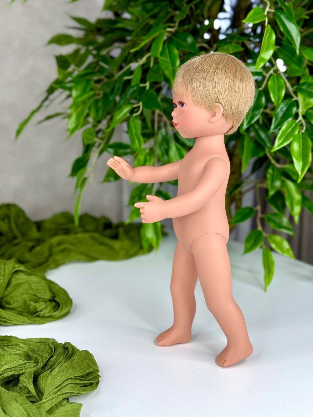 Кукла для девочки виниловая 34см Марко без одежды (022301W)