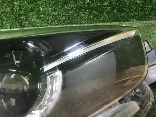 Битая Фара правая Mazda CX-5 1 (2015-2017) LED