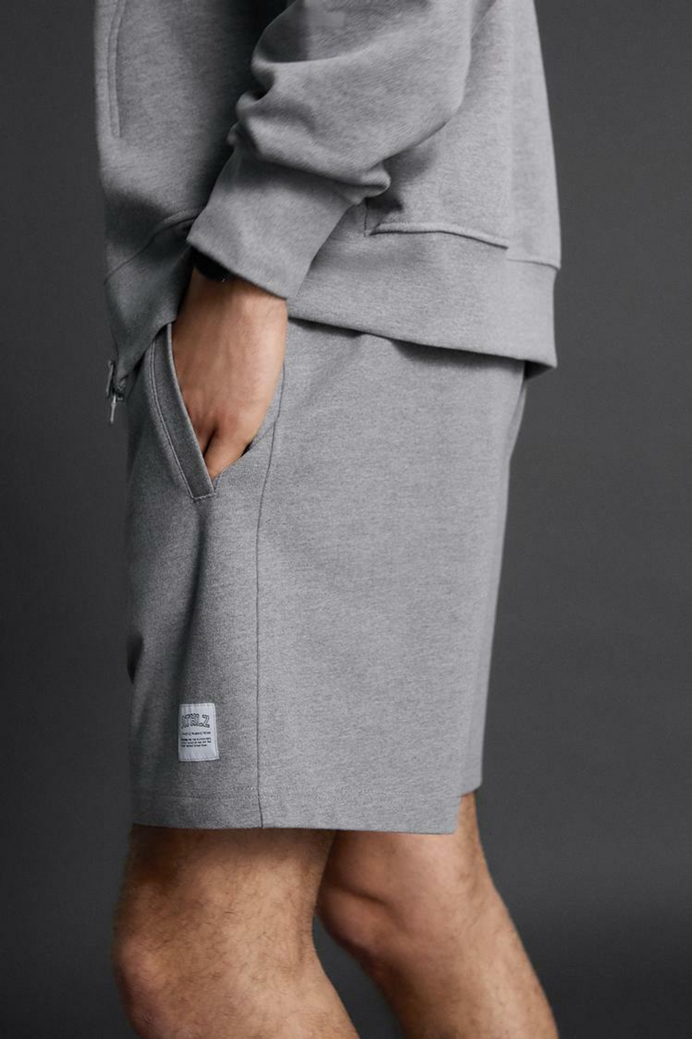 ZARA ШОРТЫ ДЖОГГЕРЫ, СЕРЫЙ С МЕЛАНЖЕВЫМ ЭФФЕКТОМ