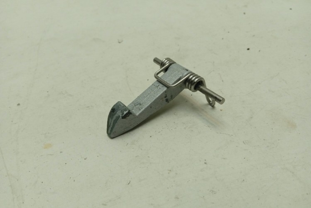 F10A8HDC кт159 Крючок люка для стиральной машины LG F10A8HDC б/у