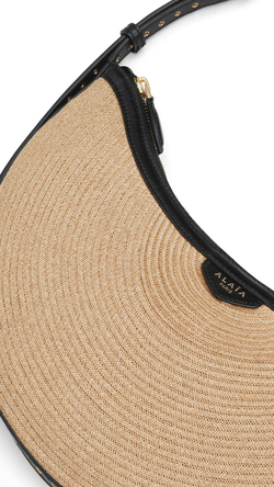 ALAÏA СУМКА ONE PIECE DEMI LUNE, НАТУРАЛЬНЫЙ