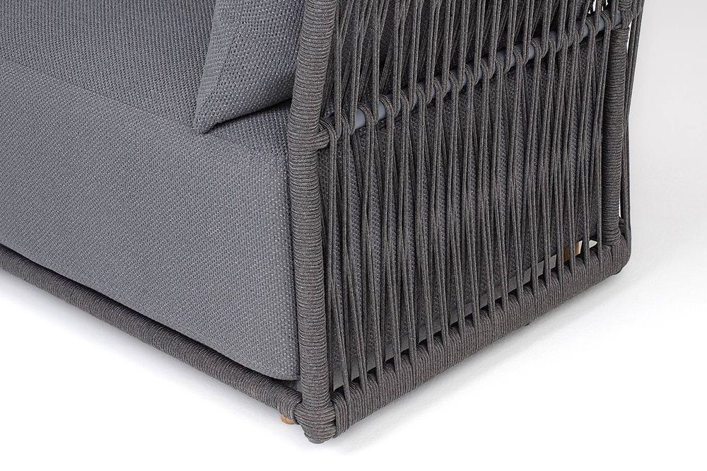 "Лугано" диван 3-местный плетеный из роупа, каркас алюминий темно-серый (RAL7024) муар, роуп темно-серый круглый, ткань темно-серая YB25-0027