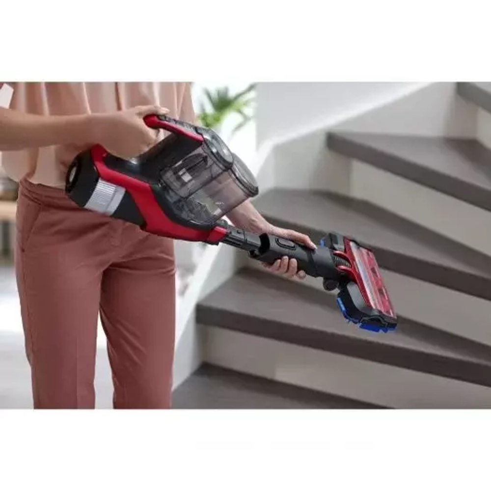 Пылесос ручной Philips XC7043/01 черный/красный