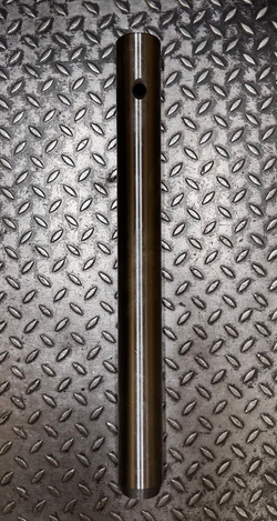 Палец 6110099M1