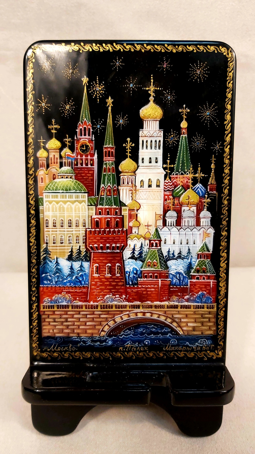 Сувенирная подставка для телефона с росписью Палех "Москва"