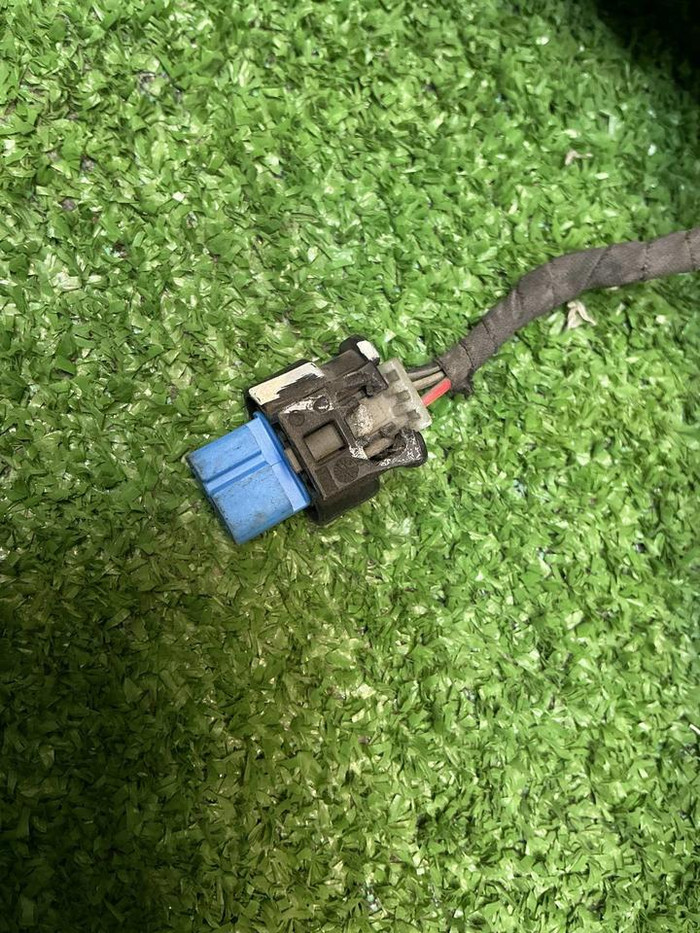 Проводка переднего бампера Lixiang L6 (2024-н.в.)