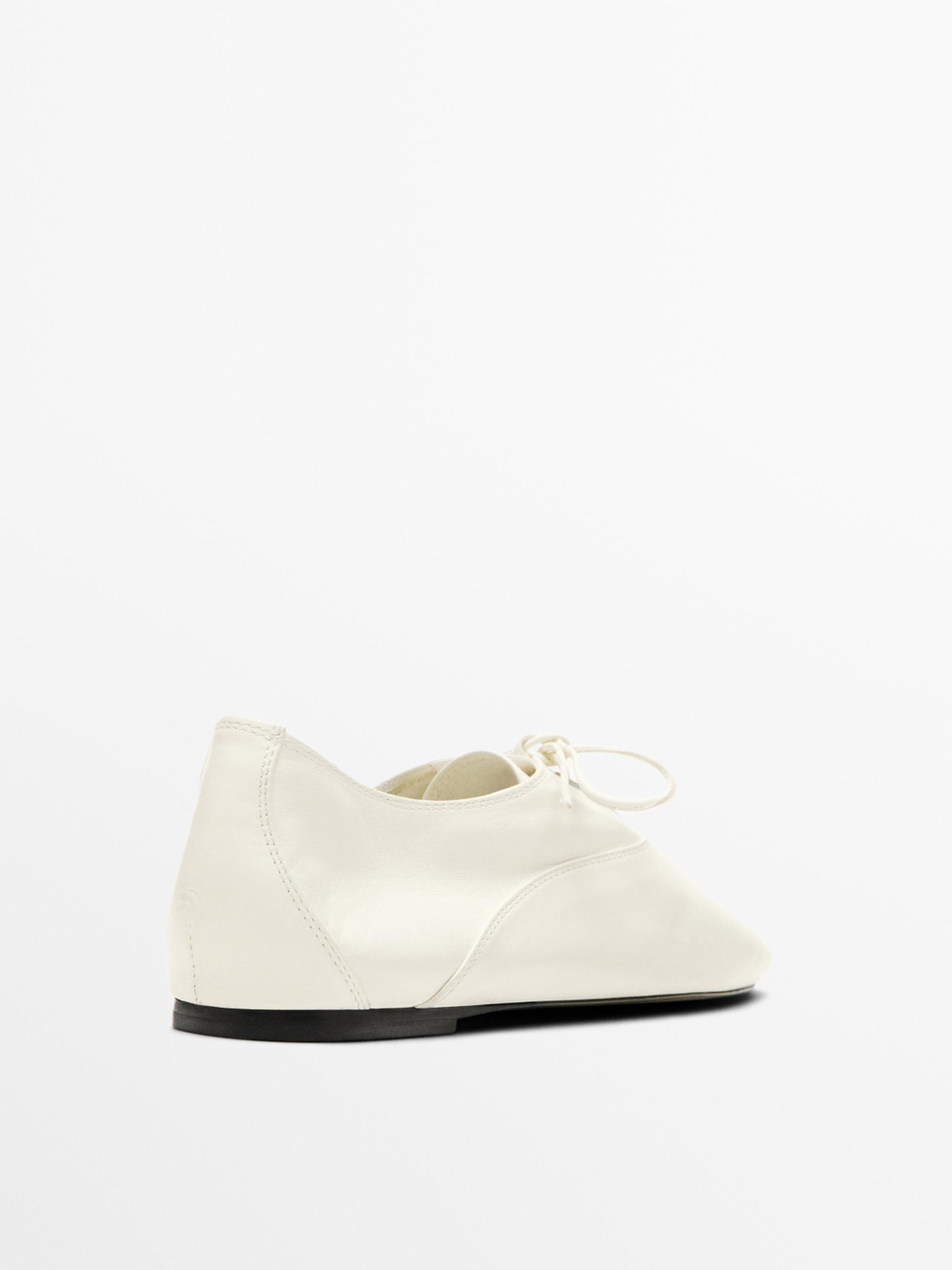 Massimo Dutti Мягкие кожаные туфли на шнуровке, белый
