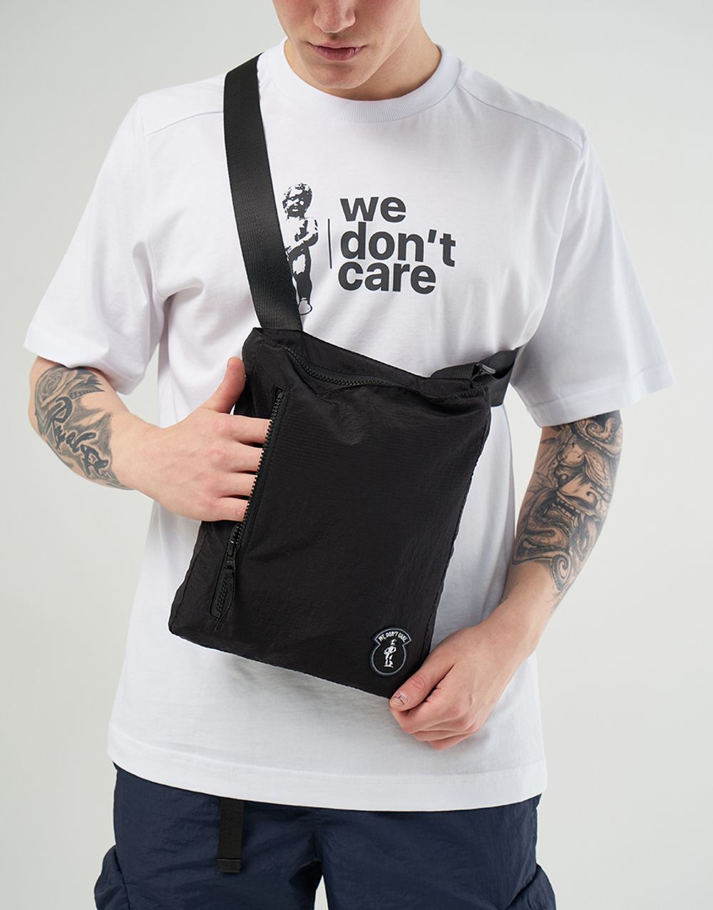 Сумка We Don’t Care Ripstop Nylon Cross Body Bag Black