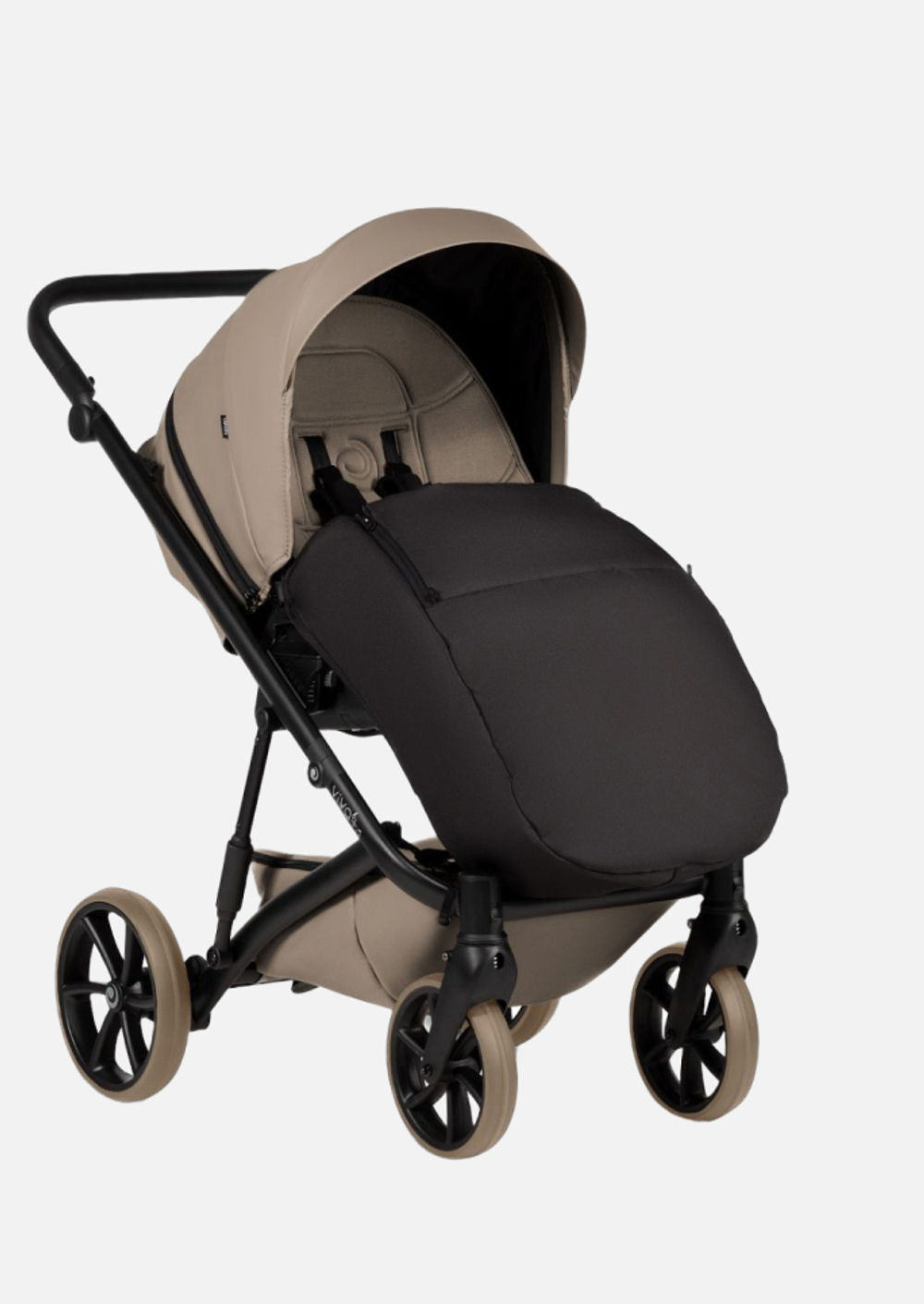 Tutis Коляска 2 в 1 VIVA 6+ Leather Cappuccino