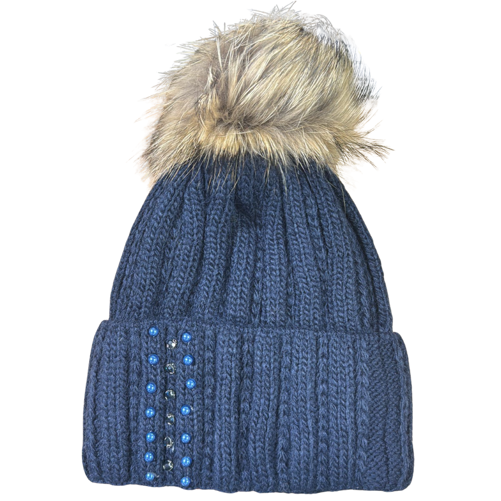 Шапка с бубеном женская