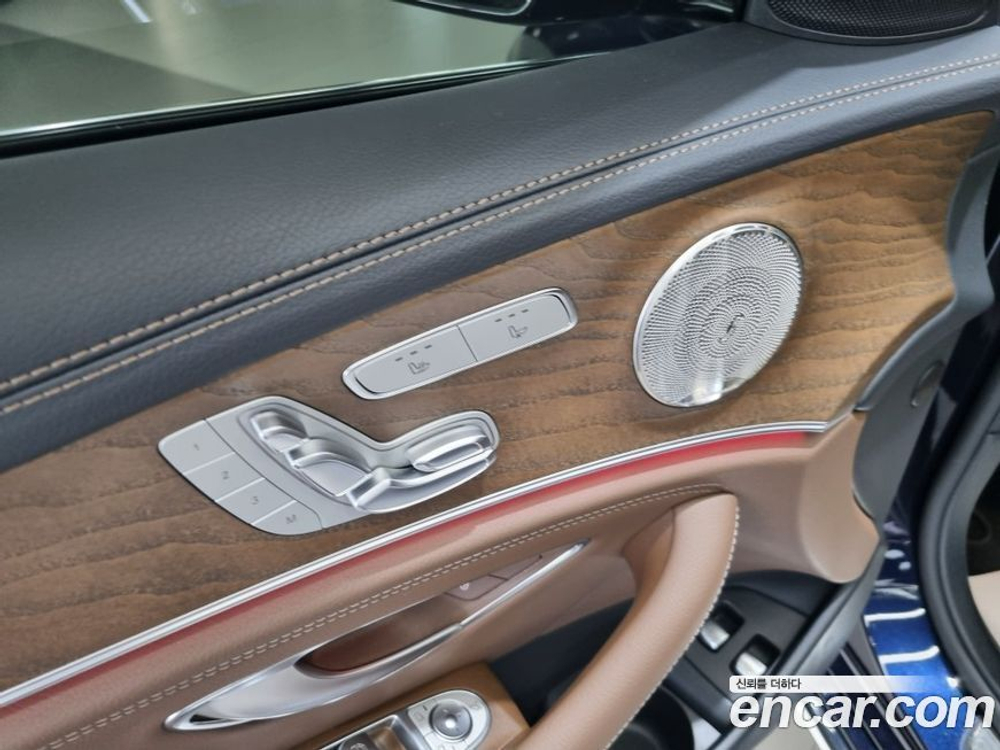 Mercedes-Benz E-Class W213 E300e 4MATIC Exclusive (12.2022)