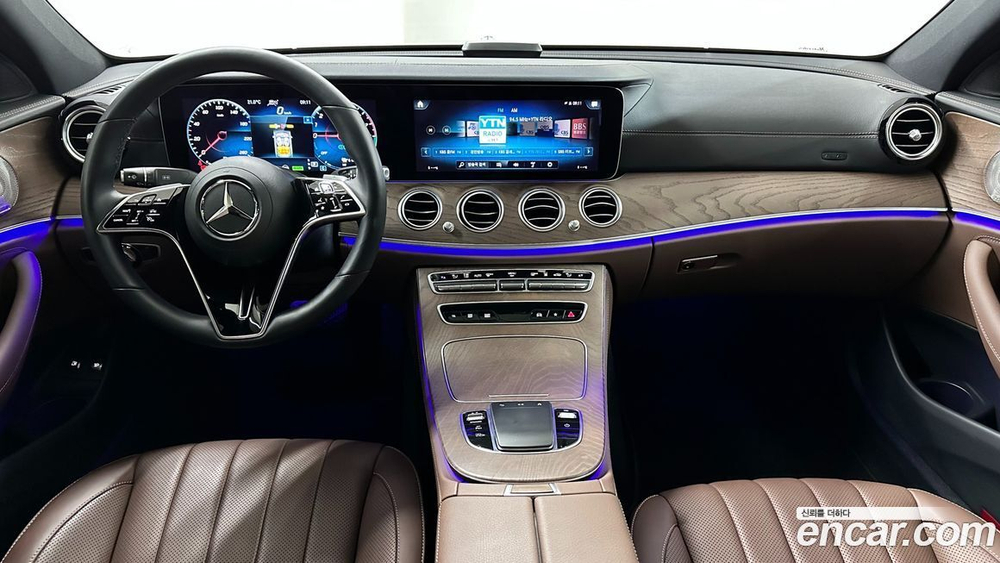 Mercedes-Benz E-Class W213 E300e 4MATIC Exclusive (12.2022)
