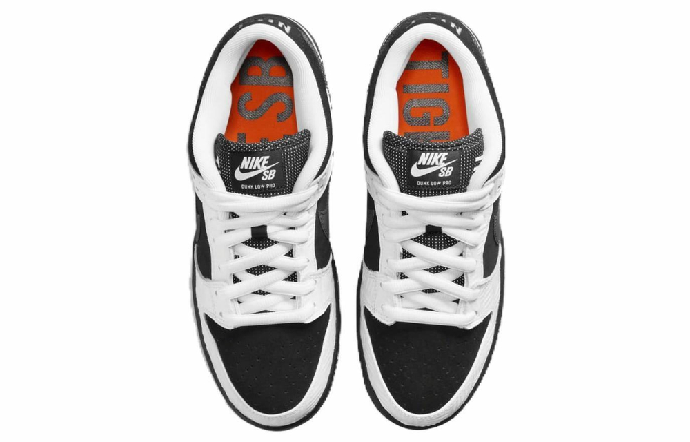 Кроссовки Tightbooth X Nike Dunk Sb Pro "Black And White"