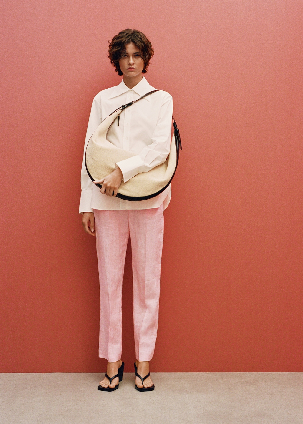 Костюмные брюки изо льна