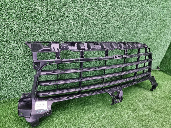 Решетка переднего бампера Porsche Cayenne 3 17-23