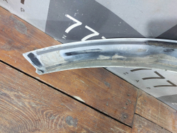 Накладка крыла переднего левого Mercedes GLE V167 18-нв Б/У Оригинал A1678809704