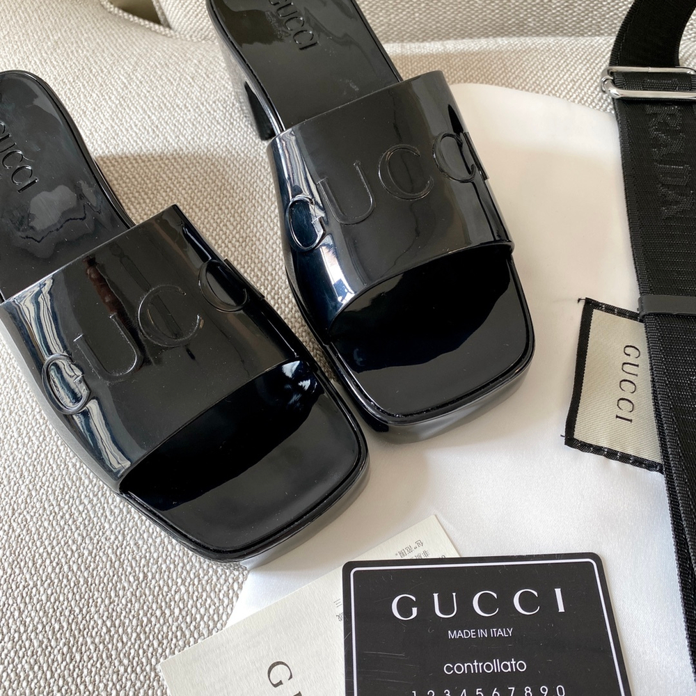 Gucci Rubber Slide Sandal