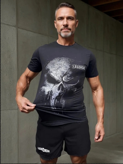 Футболка тренировочная Череп Каратель черная