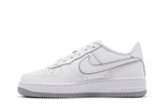 Кроссовки Nike Air Force 1 Low GS (Подростковая размерная сетка)