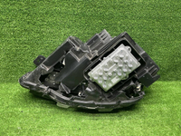 Битая Фара правая Geely Atlas Pro (2021-2025) LED