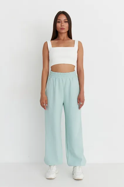 Джоггеры оверсайз из рифленого хлопка цвета мята