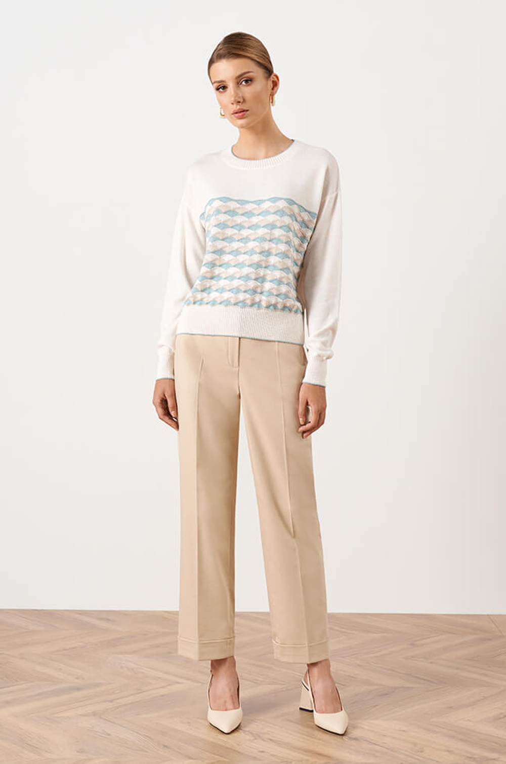 23041 Джемпер женский (молочный)