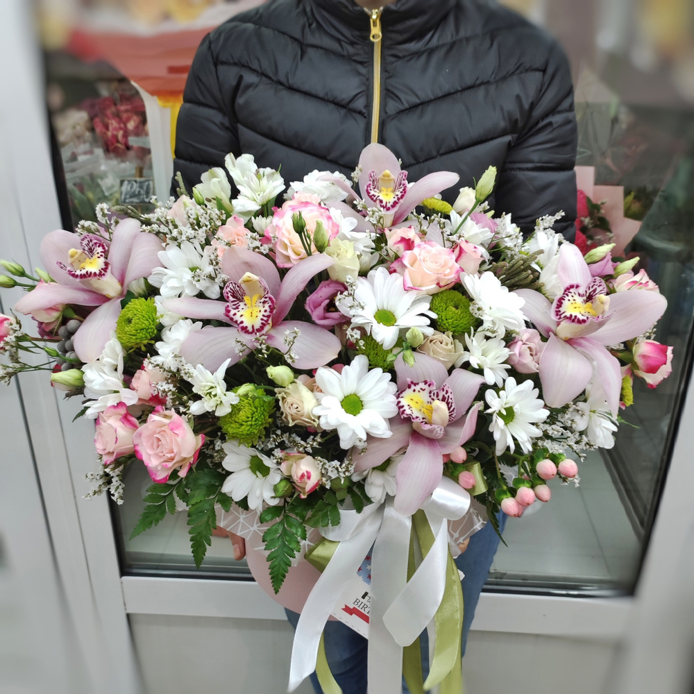 Авторская композиция с орхидеями