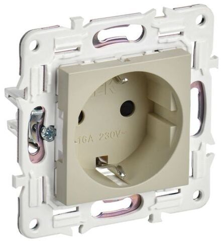 Розетка SKANDY 16А с заземл. защ. шторки SK-R04B беж. IEK SK-R14-16-K10