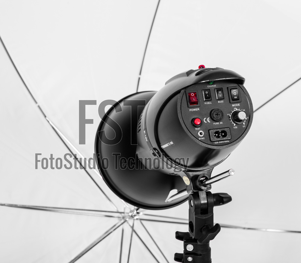 Комплект студийного света FST E-180 Softbox kit, 2х180 Дж
