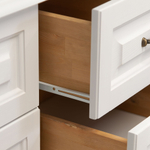 Комод белый с 7 ящиками и 2 дверцами Харви из массива сосны с филенкой для спальни и кухни в викторианском стиле, комод деревянный для вещей и одежды на ножках напольный