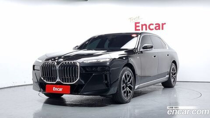 BMW 7 Series (G70) 740i sDrive M Sports (08.2023)