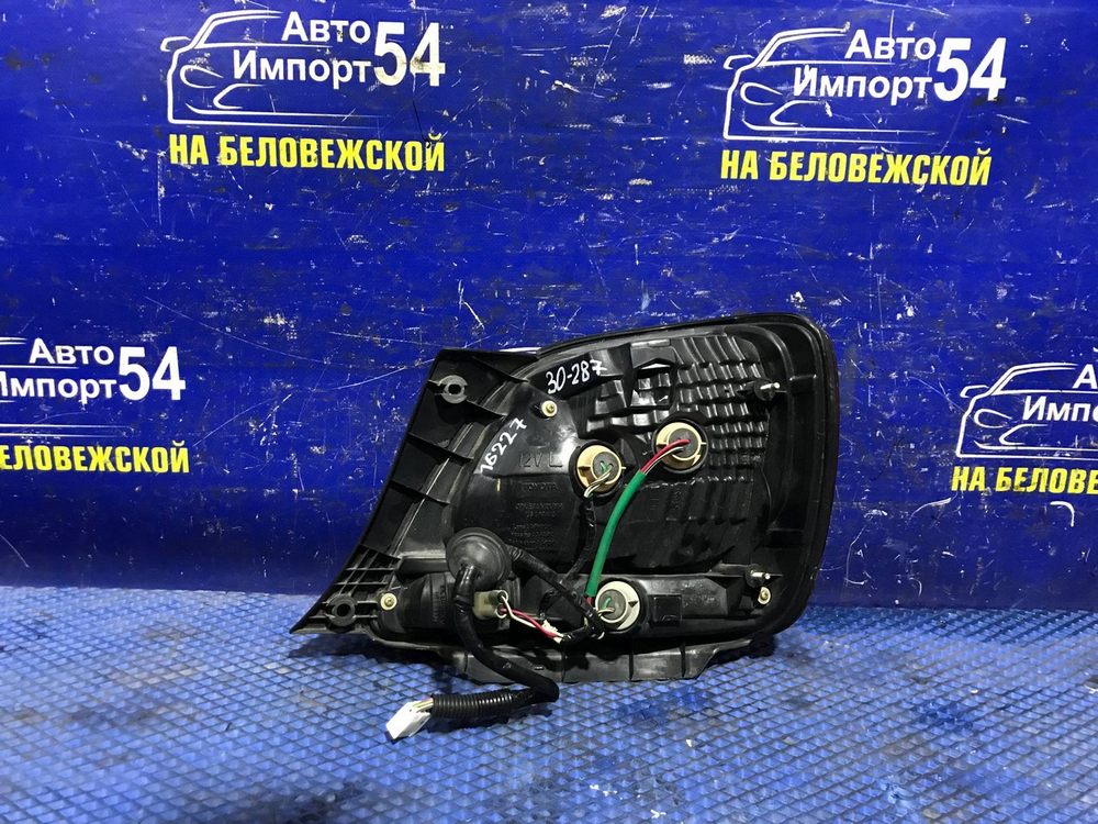 Стоп левый TOYOTA ARISTO 1997-2004