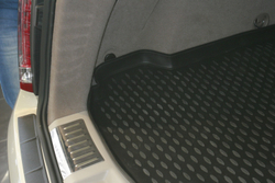 Коврик в багажник для CADILLAC SRX 2010-, кроссовер (полиуретан) арт.NLC.07.05.B13