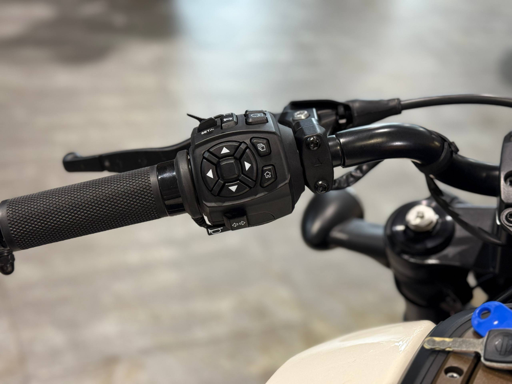 Harley-Davidson Sportster S  2022 (белый)