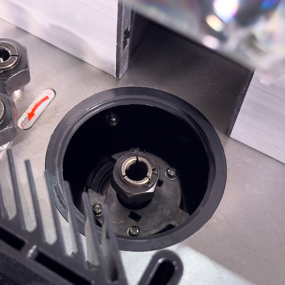 SF-40/1500 настольный фрезерный станок