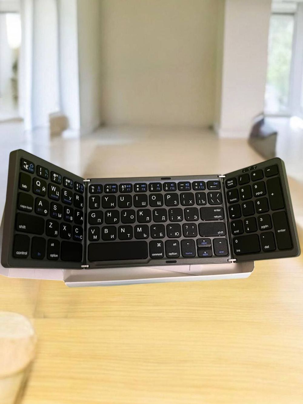 Складная беспроводная клавиатура B089 серая