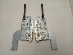 LFTA+5H1741 ктп11 Комплект петель двери для посудомоечной машины Ariston C00256541 б/у