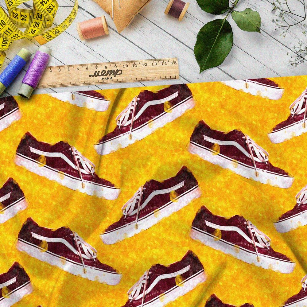 Ткань лён красные конверсы на жёлтом фоне