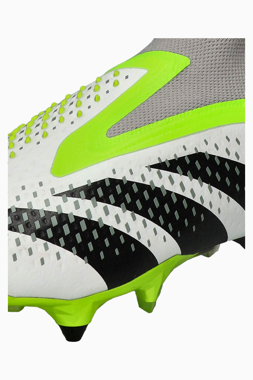 Бутсы adidas Predator Accuracy+ SG