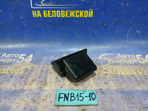 Пепельница NISSAN SUNNY 2000