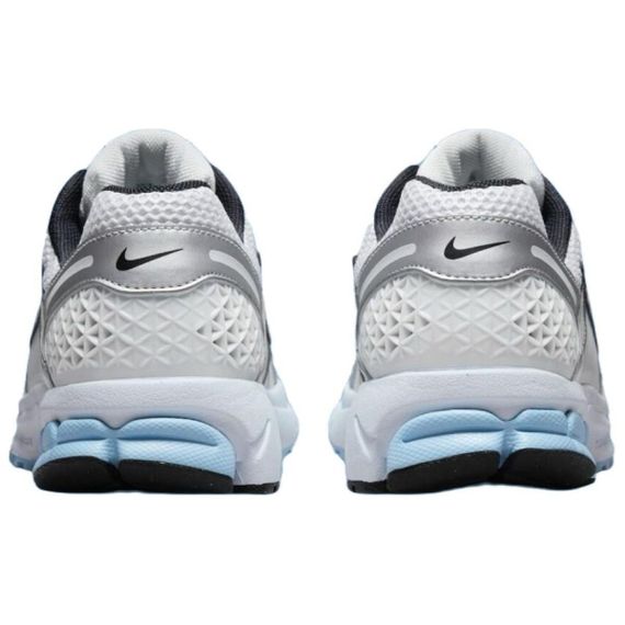 Nike Air Zoom Vomero 5 Беговые кроссовки Низкие Серебристо-синие Женские