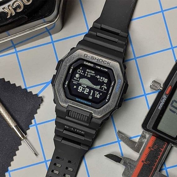 Наручные часы Casio GBX-100-1E