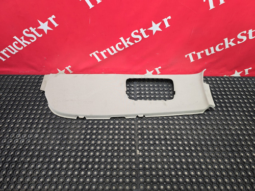 Обшивка потолка правая