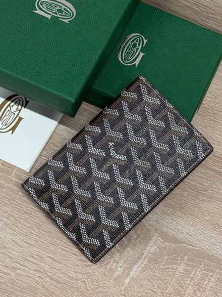 Обложка на паспорт Goyard