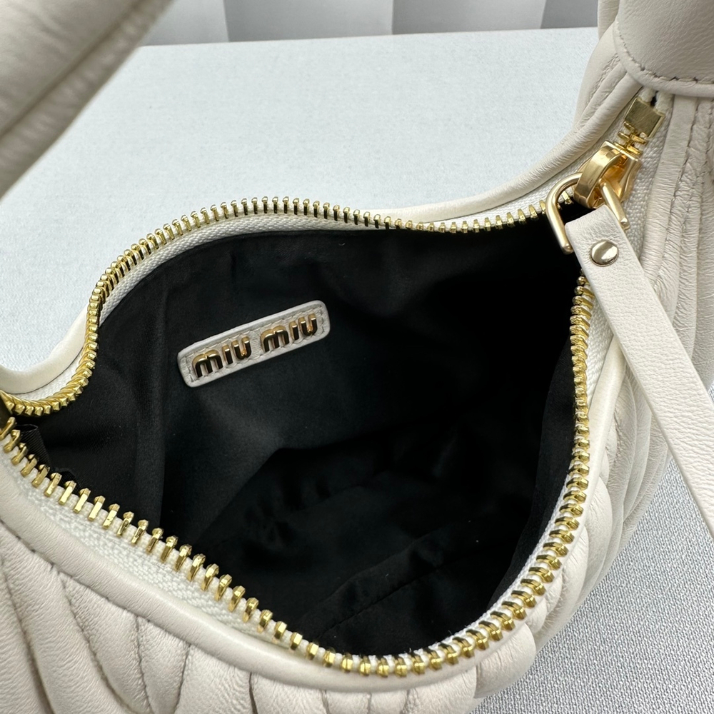 Miu Miu Hobo Bag 20 cm