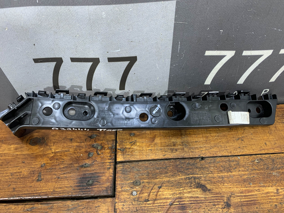 Кронштейн заднего бампера Chery Tiggo 7 Pro 20-нв Б/У Оригинал 602000610AA