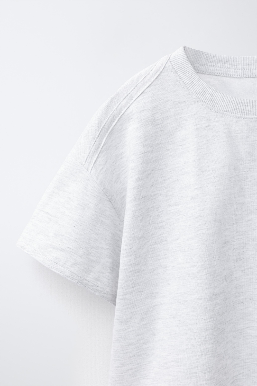 ZARA ОДНОТОННАЯ ФУТБОЛКА, СЕРЫЙ МЕЛАНЖ